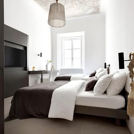 Ljubljana Palace Suites Apartma