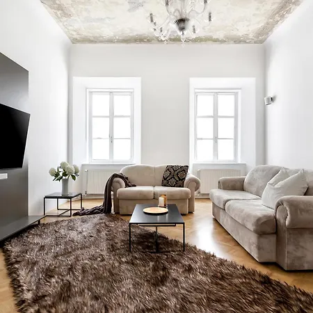 Ljubljana Palace Suites Apartma