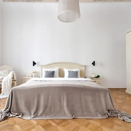 Apartma Ljubljana Palace Suites