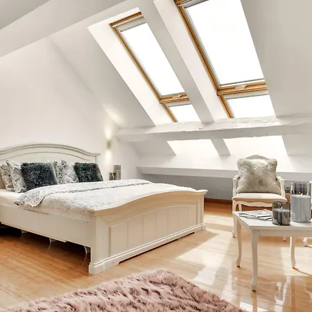 Palace Апартаменты Любляна