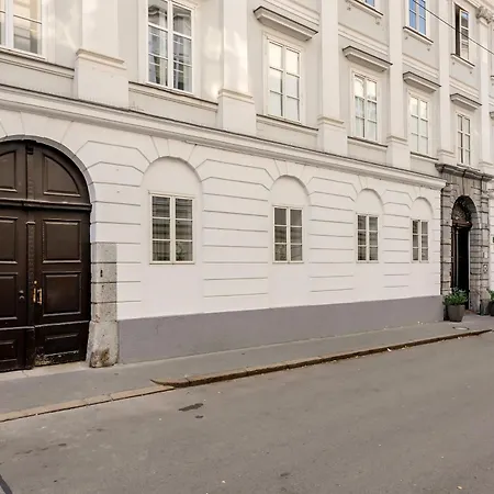 アパート Palace リュブリャナ