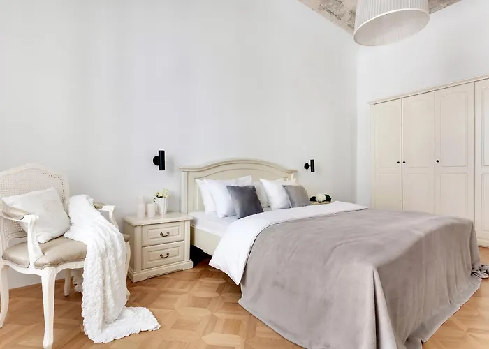 Palace * リュブリャナ