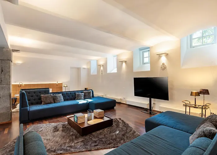 Palace * リュブリャナ